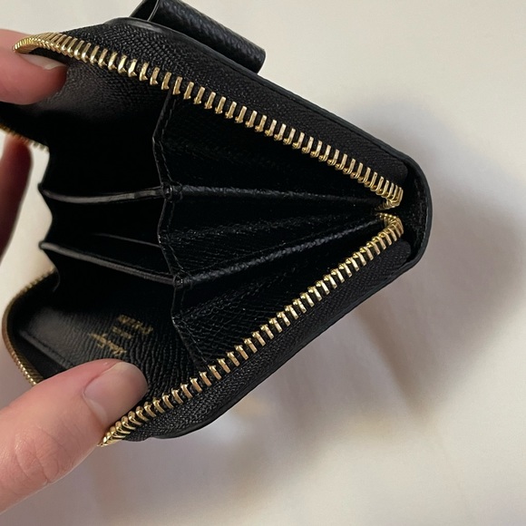 Ferragamo | Vara Leather Coin Purse - Picture 5 of 14